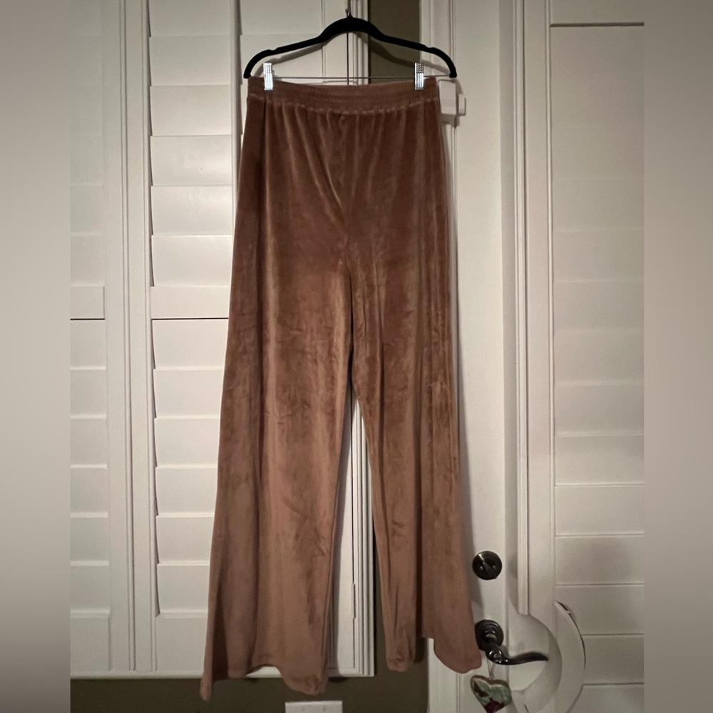 SKIMS camel colored velour track pants